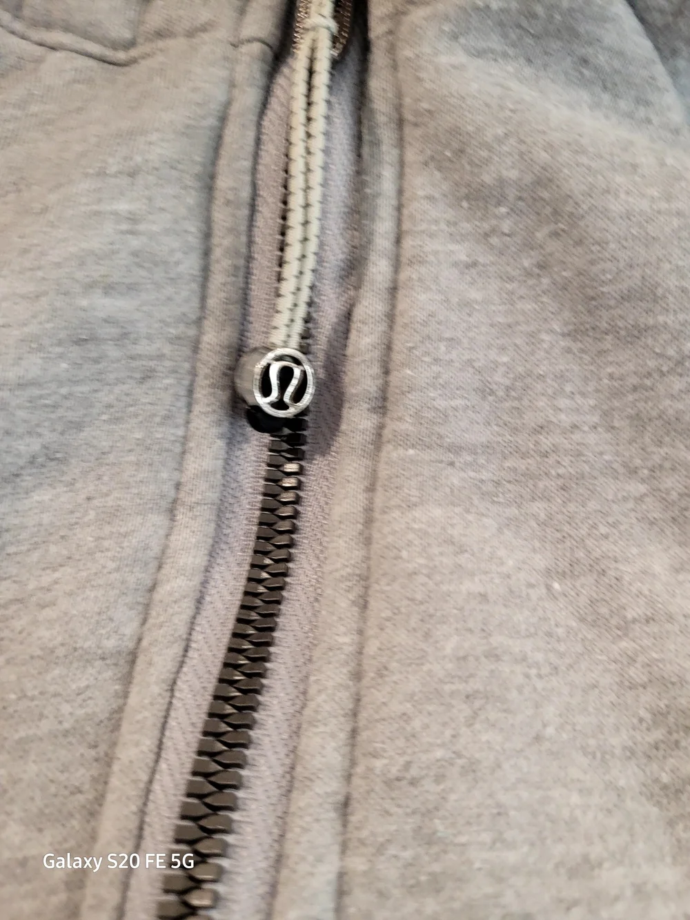 lululemon athletica Light Grey Full-Zip Scuba